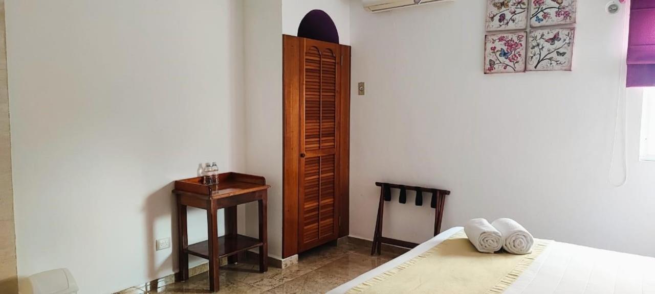 Hotel Casa Mallorca Cancún Eksteriør bilde
